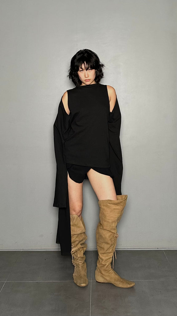 FW25 AMU Unisex. Layered Versatile Top #BLACK