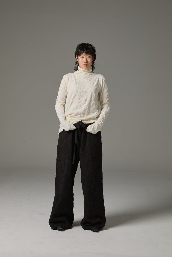 FW25 AMU UNISEX. Wrinkled Long Turtleneck Top #WHITE