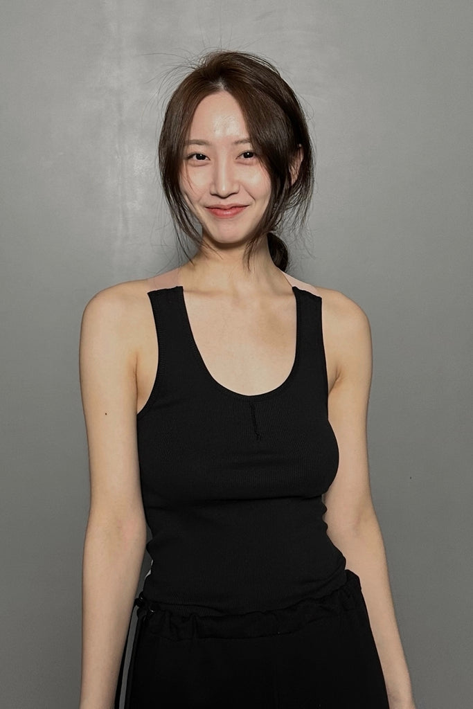 SS25 AMU Silhouette Sleeveless Top #BLACK [Pre-Order 20% OFF until 05/09]
