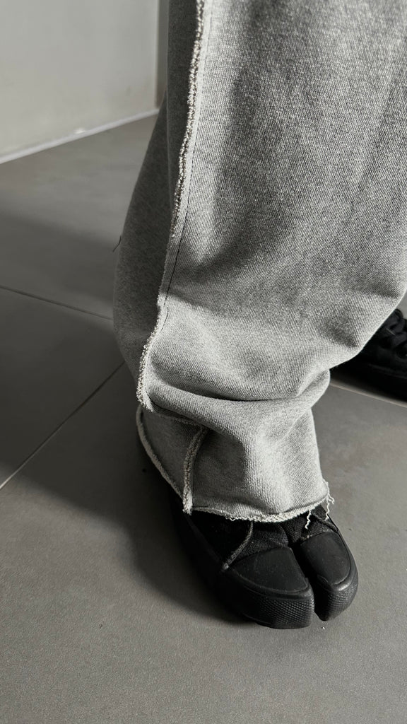 SS25 AMU Unisex. Mega Oversized Cut-Out Sweatpants #GRAY