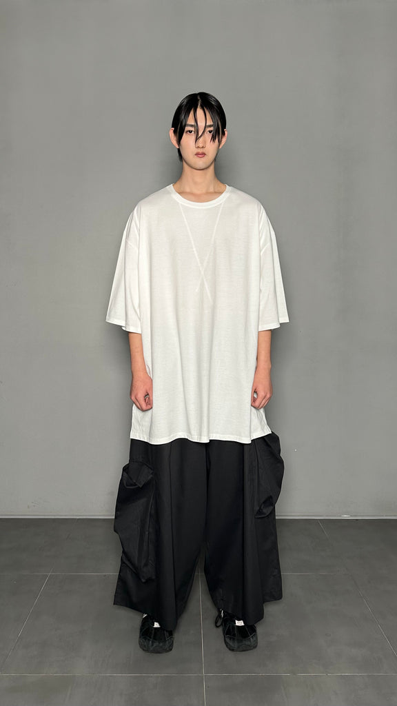 SS25 AMU Unisex Too Big T-shirt (BLACK & WHITE) [Pre-Order 20% OFF until 05/19]
