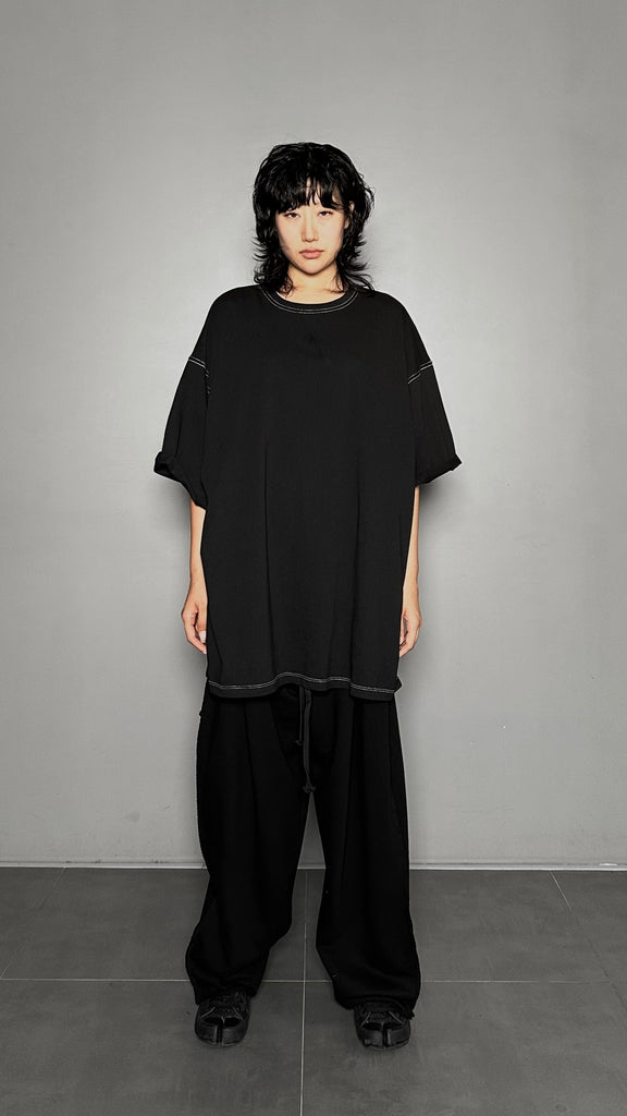 SS25 AMU Unisex. Folded Sleeve Contrast Stitch Tee #BLACK