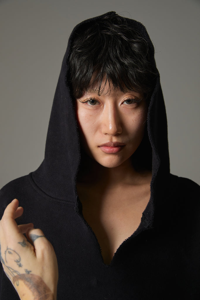 FW25 AMU UNISEX. Cut-Out Washed Oversized Napped Hoodie #BLACK