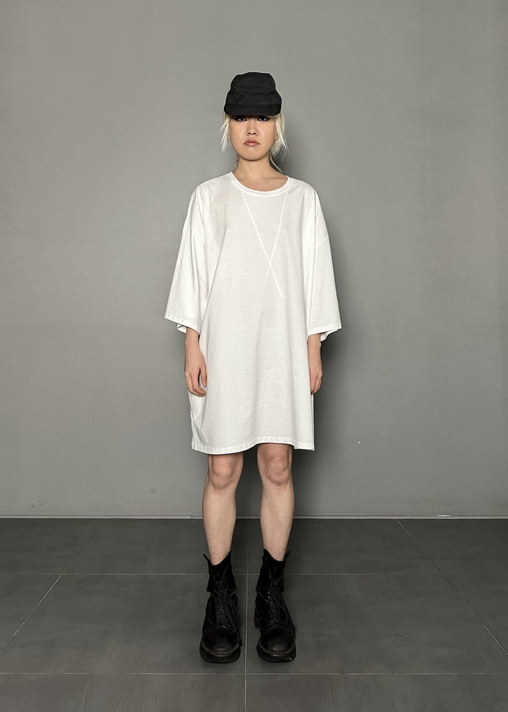 SS25 AMU Unisex Too Big T-shirt (BLACK & WHITE) [Pre-Order 20% OFF until 05/19]