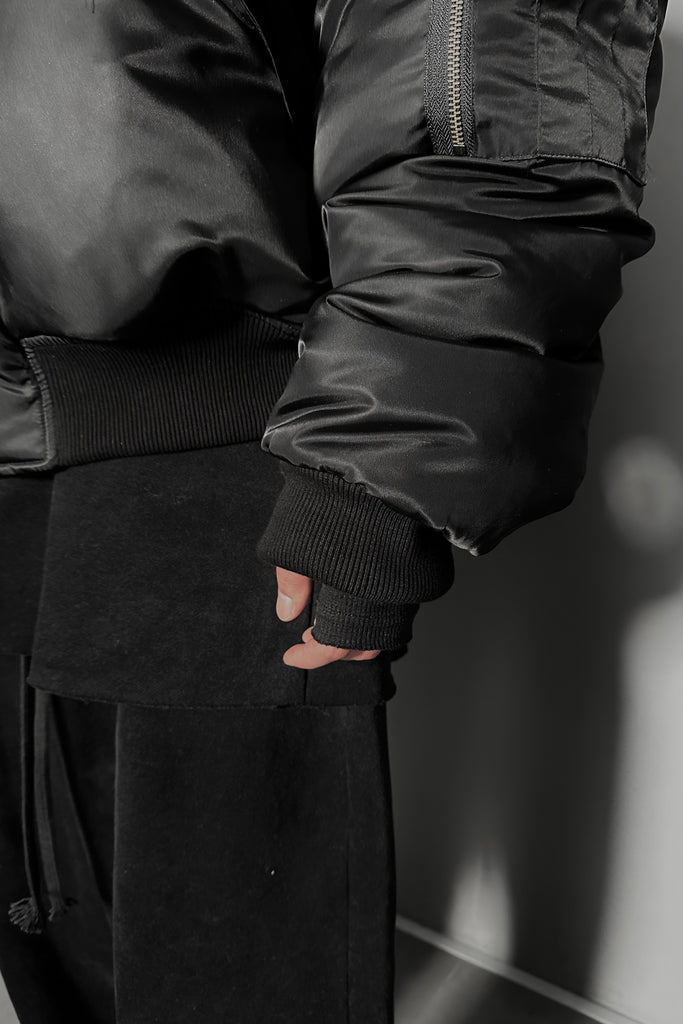 FW24 UNISEX AMU OVERSIZED PADDED REVERSIBLE JACKET #BLACK