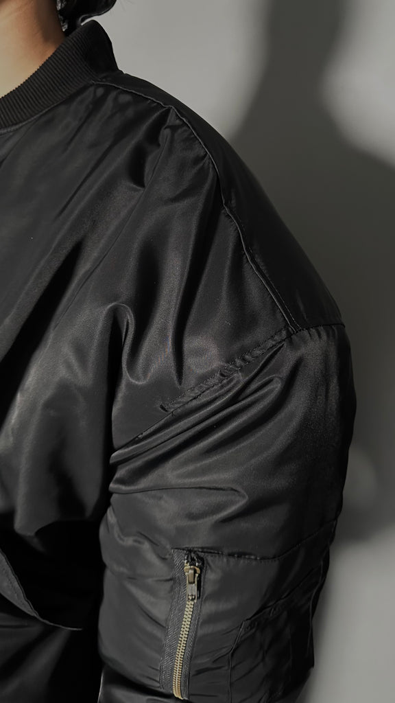 FW24 UNISEX AMU OVERSIZED PADDED REVERSIBLE JACKET #BLACK