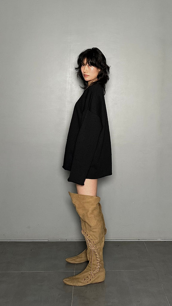 FW25 AMU Unisex. Textured Round-neck Tee (Reversible) #BLACK