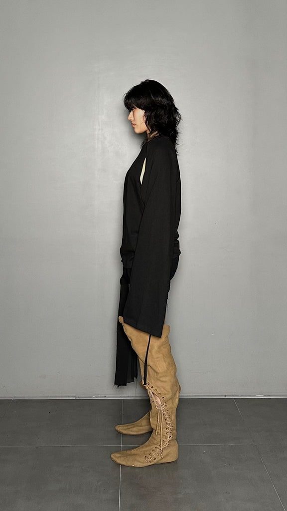 FW25 AMU Unisex. Layered Versatile Top #BLACK