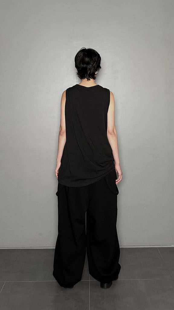 SS25 AMU Unisex Three-hole Sleeveless Top #BLACK