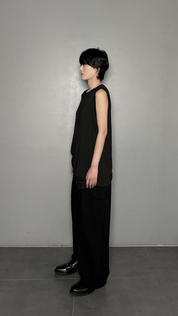SS25 AMU Unisex Three-hole Sleeveless Top #BLACK
