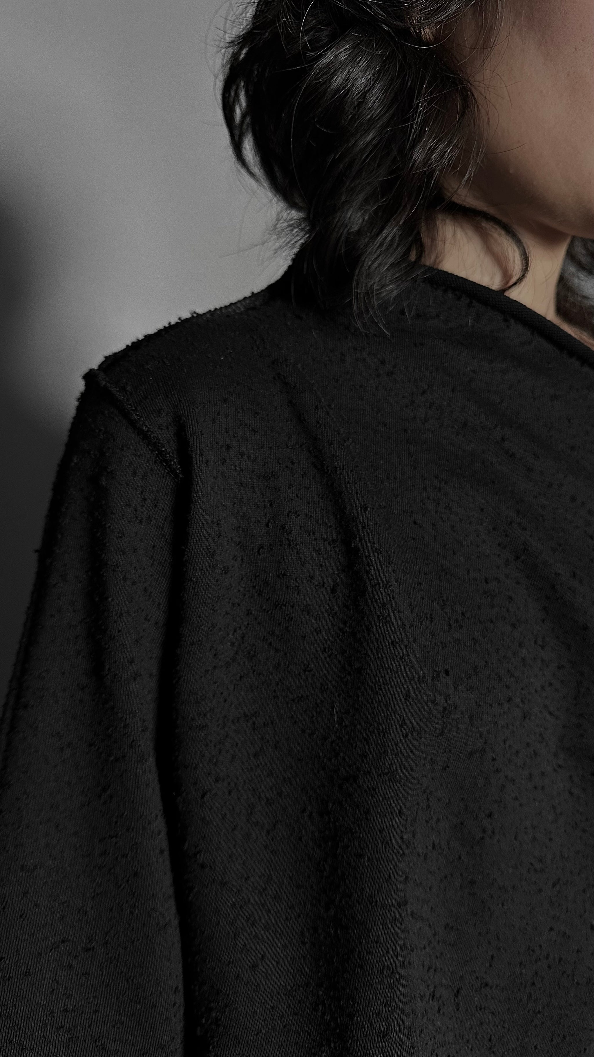 FW25 AMU. Off-shoulder Top (Reversible) #BLACK – oversizeunisex