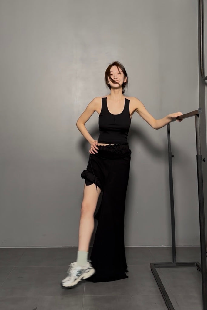 SS25 AMU Silhouette Sleeveless Top #BLACK [Pre-Order 20% OFF until 05/09]