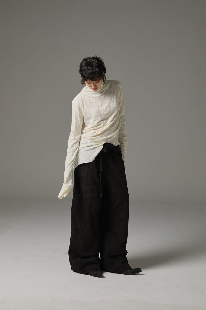 FW25 AMU UNISEX. Wrinkled Long Turtleneck Top #WHITE