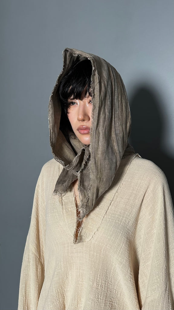 SS25 AMU Unisex. Irregular Crease & Dyed Herringbone Scarf #BEIGE