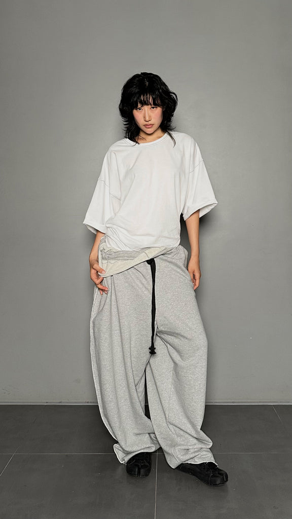 SS25 AMU Unisex. Folded Sleeve Contrast Stitch Tee #WHITE
