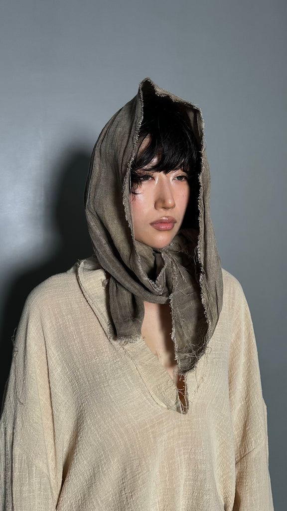 SS25 AMU Unisex. Irregular Crease & Dyed Herringbone Scarf #BEIGE