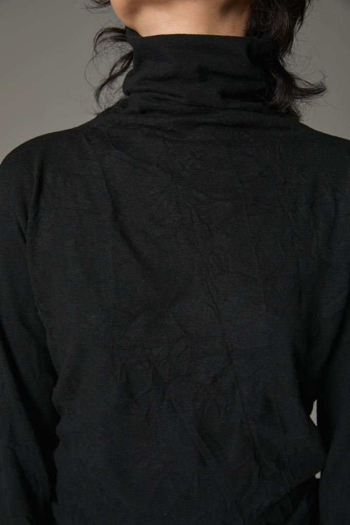 FW25 AMU UNISEX. Wrinkled Long Turtleneck Top #WHITE