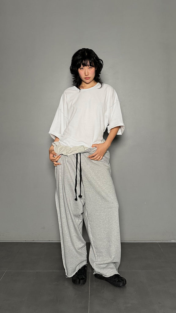 SS25 AMU Unisex. Folded Sleeve Contrast Stitch Tee #WHITE