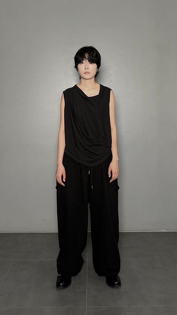 SS25 AMU Unisex Three-hole Sleeveless Top #BLACK