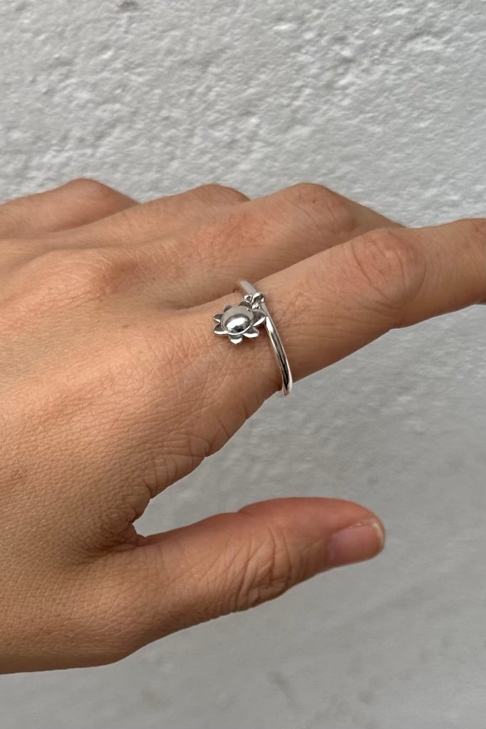 Sunflower Ring 2mm Sterling Silver