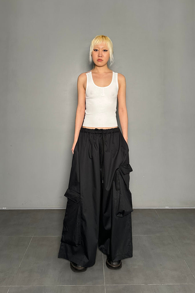 SS25 AMU Silhouette Sleeveless Top #WHITE